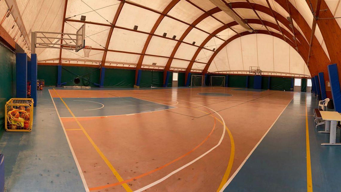 Vieni a giocare a Mini Basket con noi Vieni a giocare a Mini Basket con noi